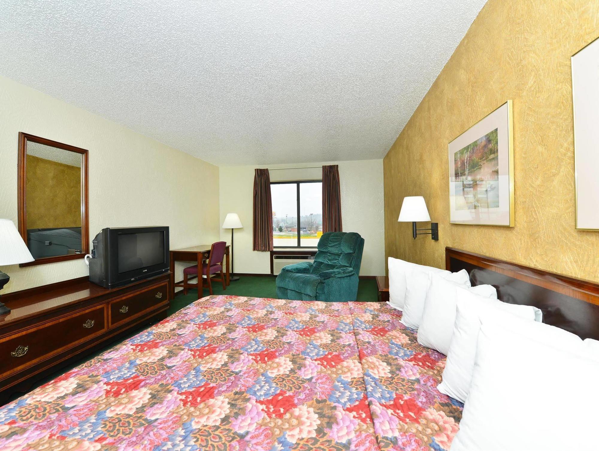 Days Inn By Wyndham Ozark Springfield Kültér fotó
